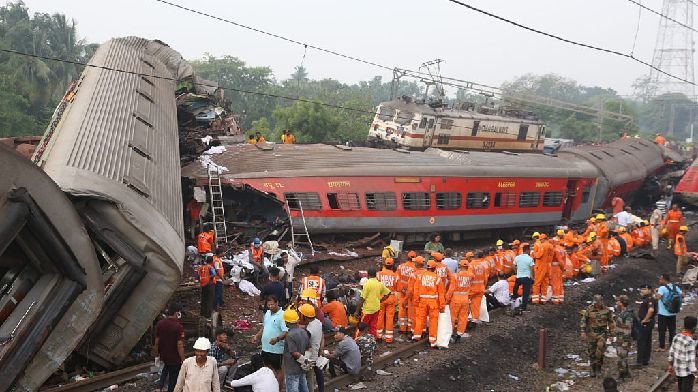 擁有150萬名員工！印度鐵路公司官僚主義被批是釀成慘劇根本原因之一