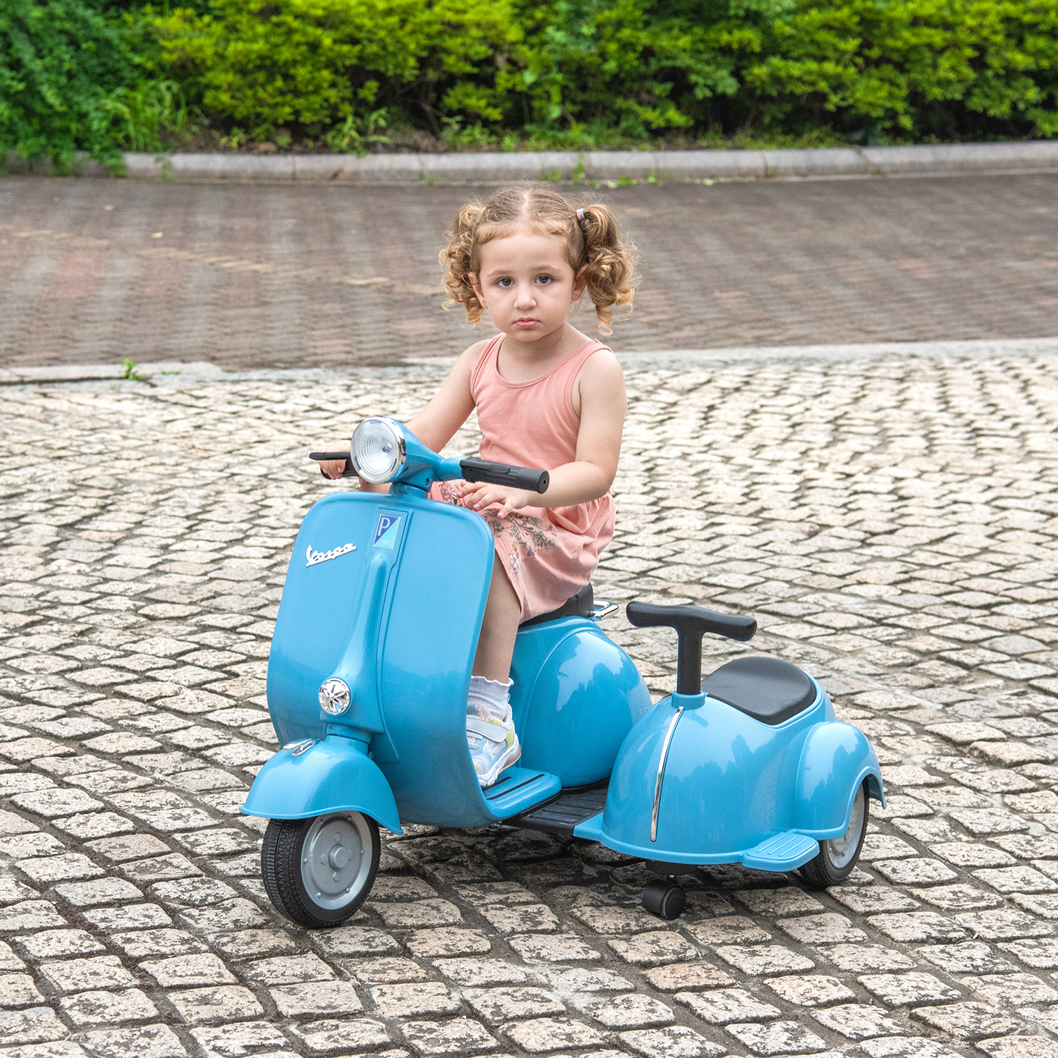 CIPACHO 6V Licensed Vespa Scooter Ride On Motorcycle for Kids, 3-Wheel Electric Kids Car for 3-8, Blue