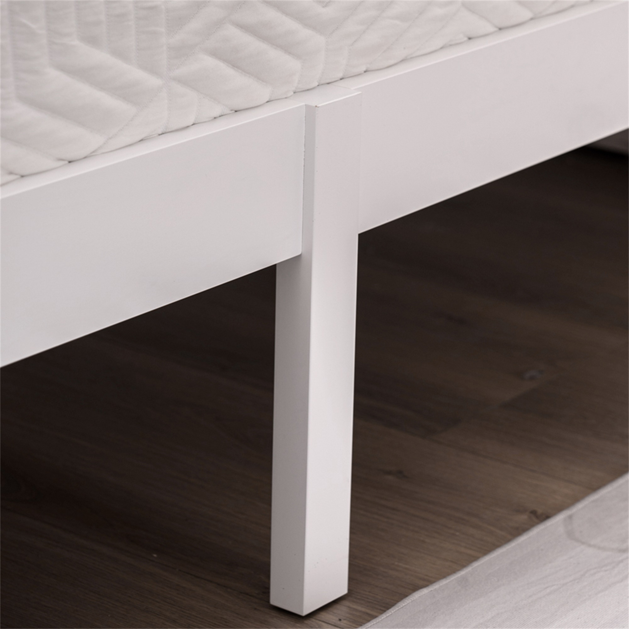 Kepooman Queen Bed Frame with Mattress Foundation with Solid Wood Slats, Adult Bedroom Bed with Headboard, Classic Full Size Adult Platform Bed, White